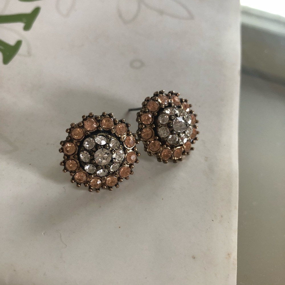 Vintage look earrings
